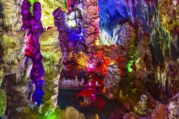 凌霄巖風景區(qū)